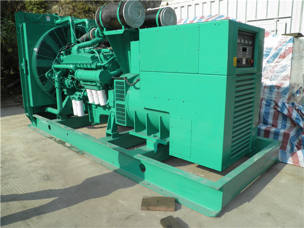 昌都发电机租赁-厂家给大家介绍发电机失磁现象