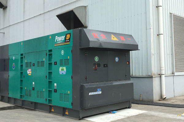 昌都燃油滤清器的更换流程是怎样的？