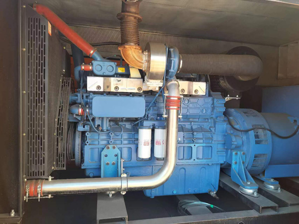 昌都柴油发电机组一般有几种电压输出？