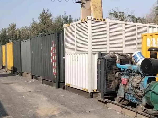 昌都200KW柴油发电机机组每小时油耗是多少？