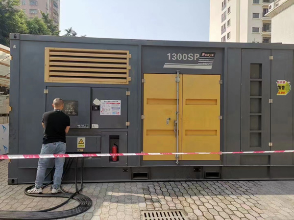 昌都500KW发电机组冬季应该配多大的启动电瓶？